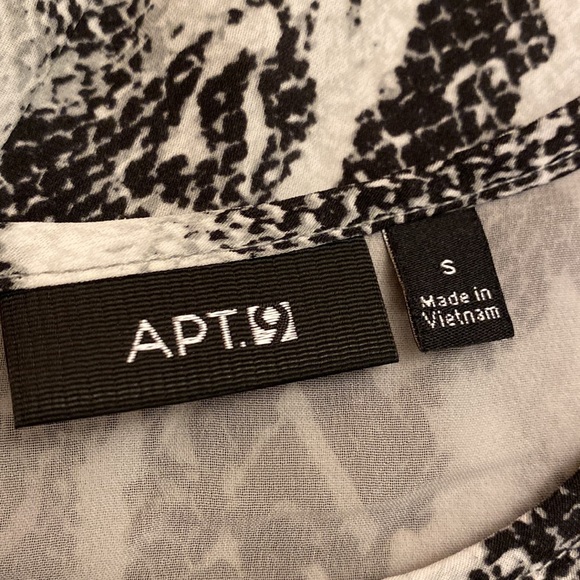 APT.9 Women’s Sleeveless Dressy Snake Print Top Small Double Lined Excellent Con - Picture 3 of 8